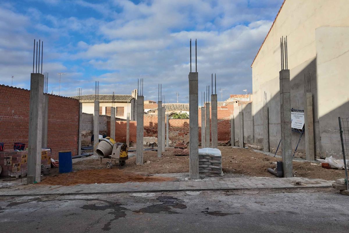 EDIFICIO COMISARIO - Promociones - Mart�n Redondo Construcciones - Mocej�n - Toledo